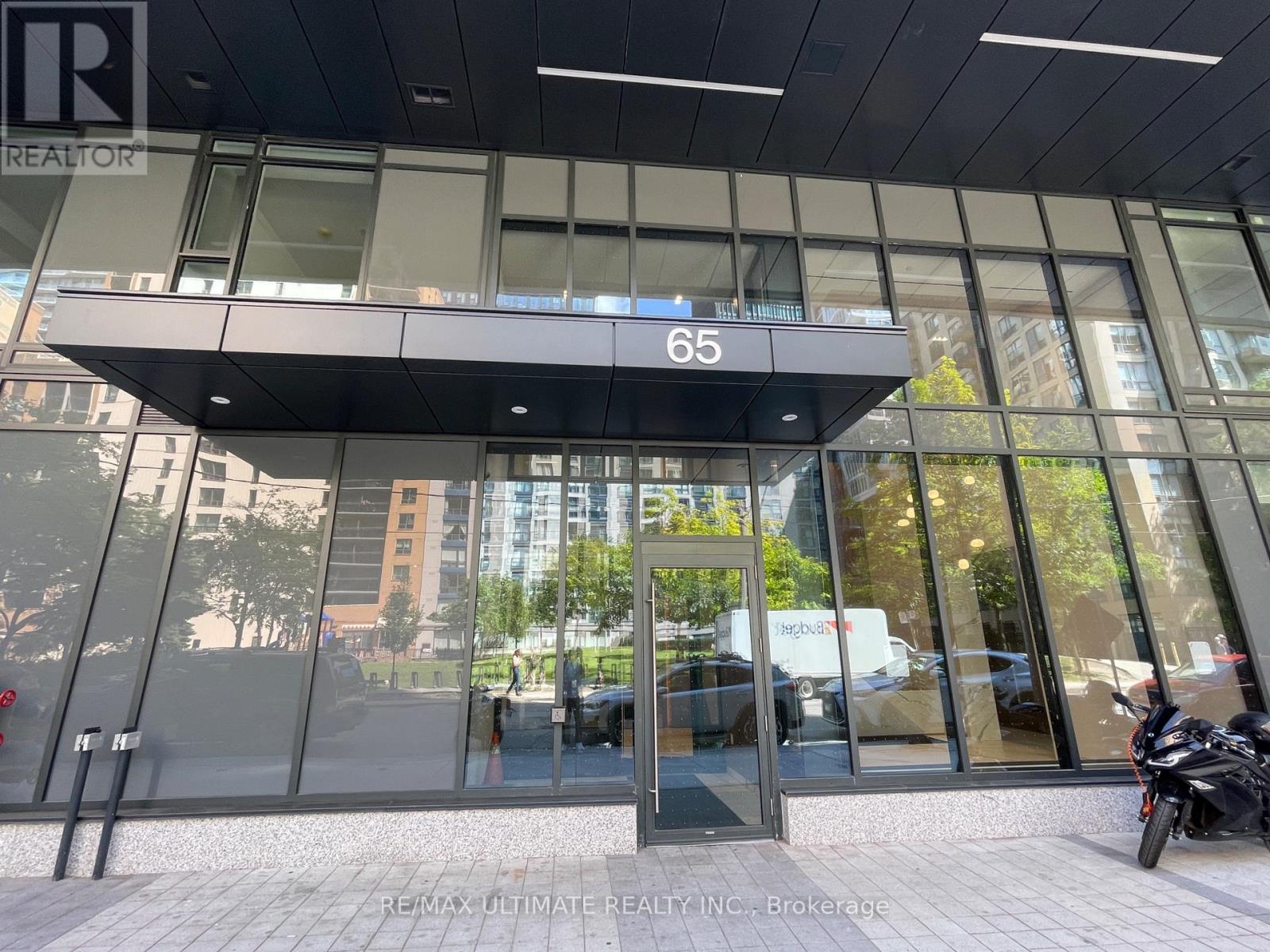 2409 - 65 Mutual Street, Toronto, Ontario  M5B 0E5 - Photo 2 - C12471050
