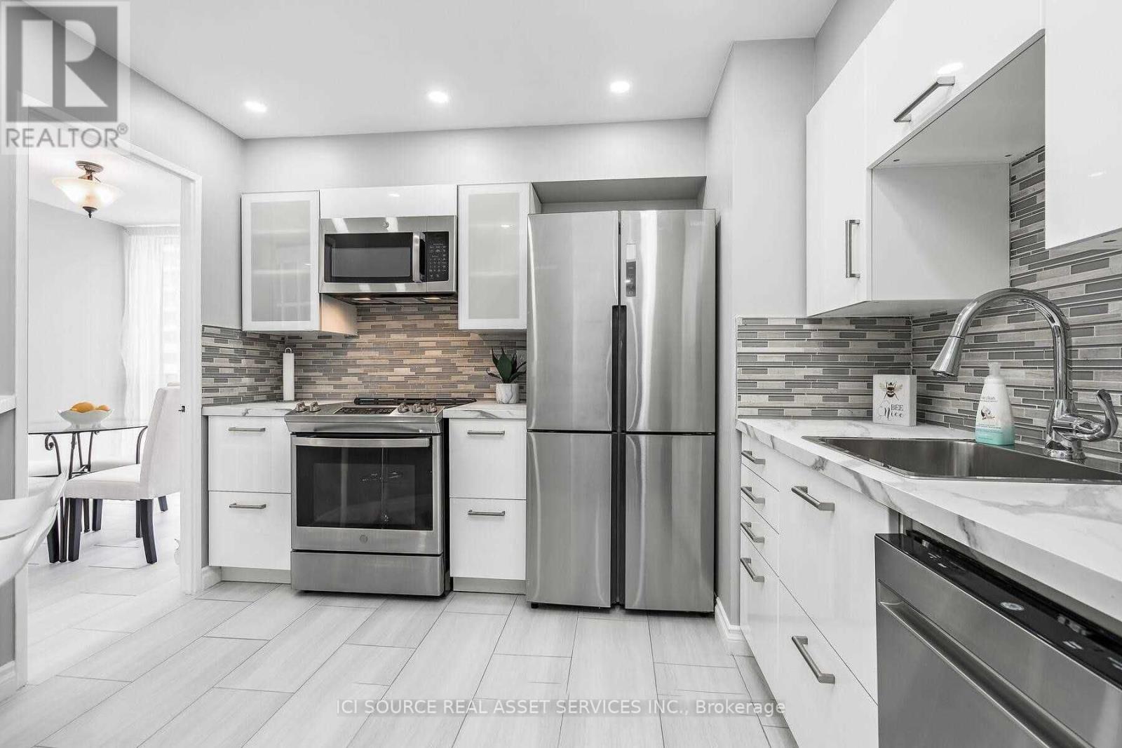 1102 - 5795 Yonge Street, Toronto, Ontario  M2M 4J3 - Photo 10 - C12471056