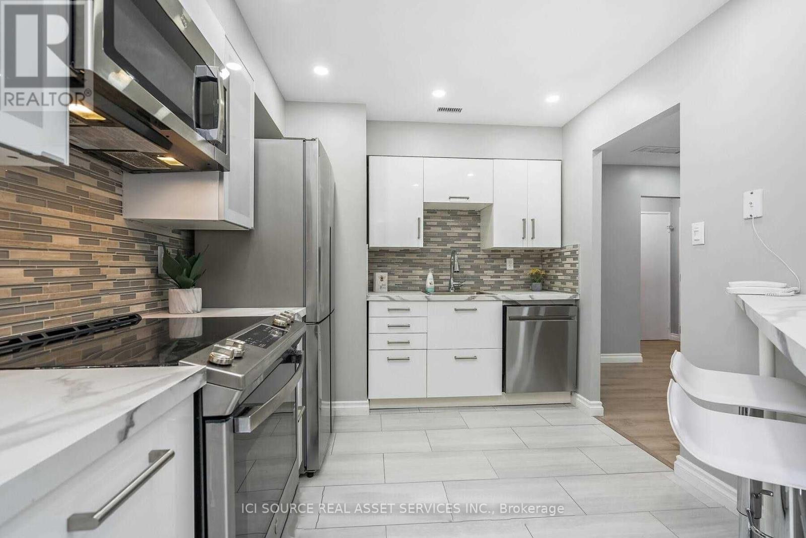 1102 - 5795 Yonge Street, Toronto, Ontario  M2M 4J3 - Photo 12 - C12471056