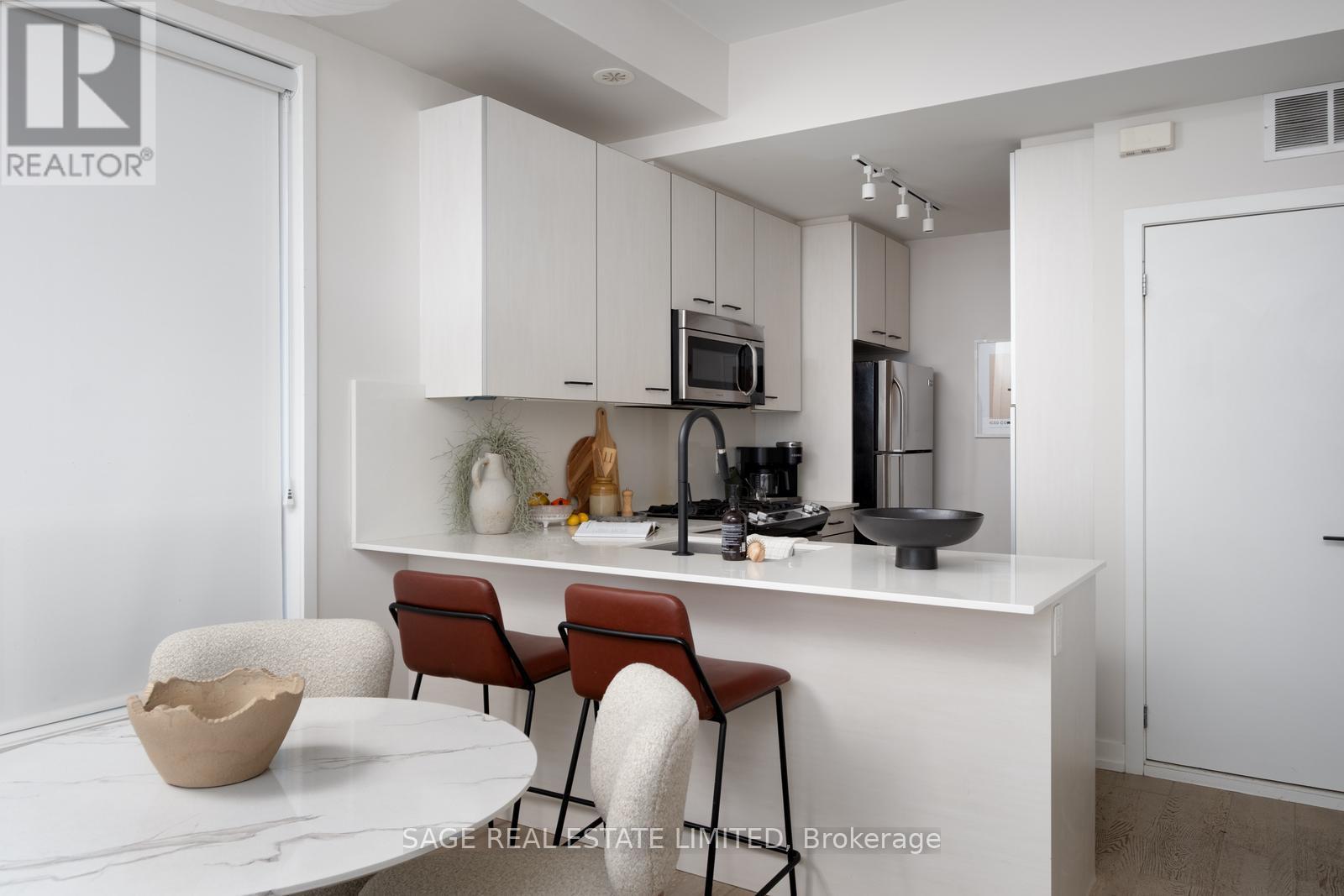 8 - 1321 Gerrard Street E, Toronto, Ontario  M4L 1Y8 - Photo 11 - E12471054