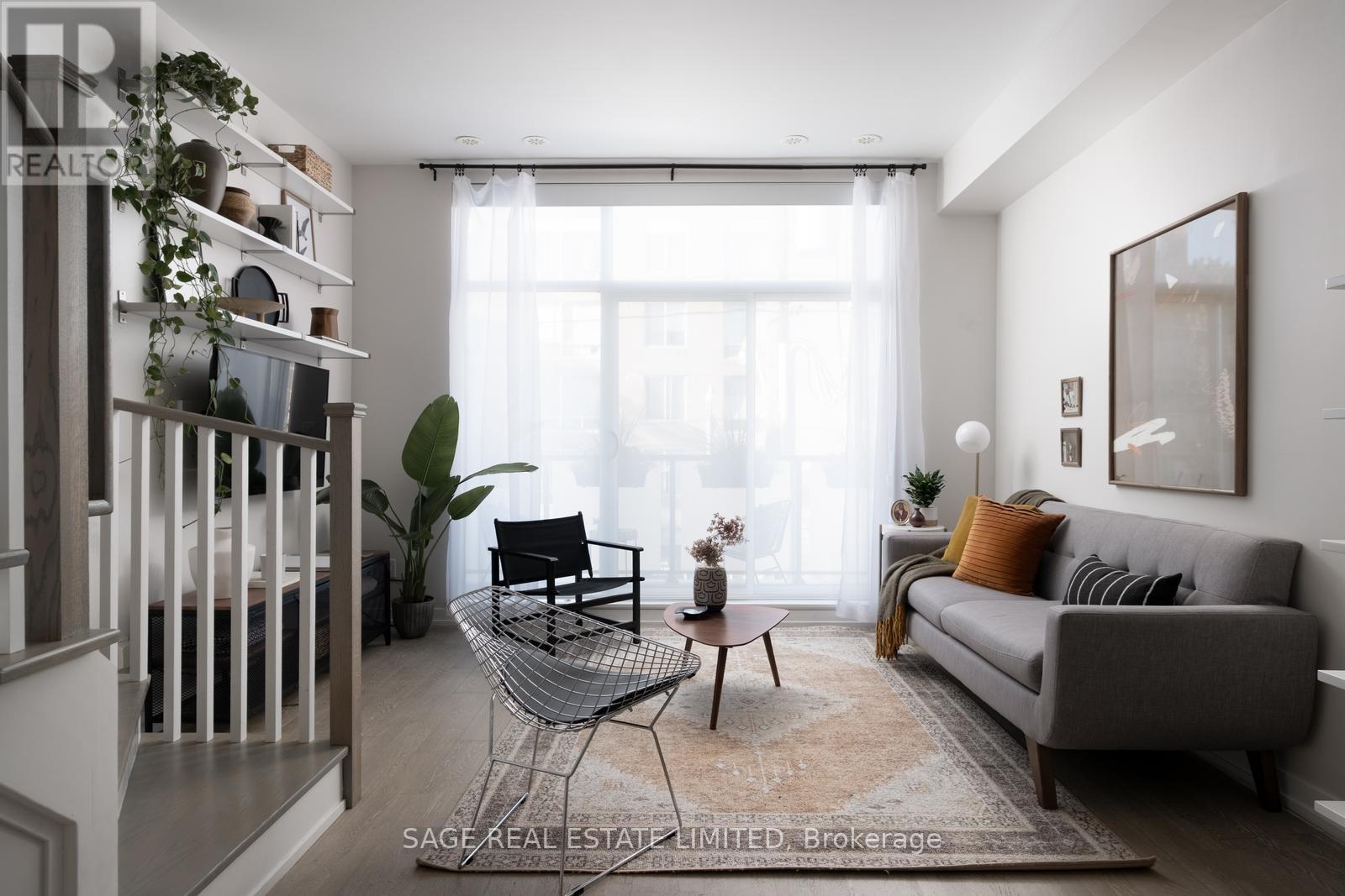 8 - 1321 Gerrard Street E, Toronto, Ontario  M4L 1Y8 - Photo 3 - E12471054