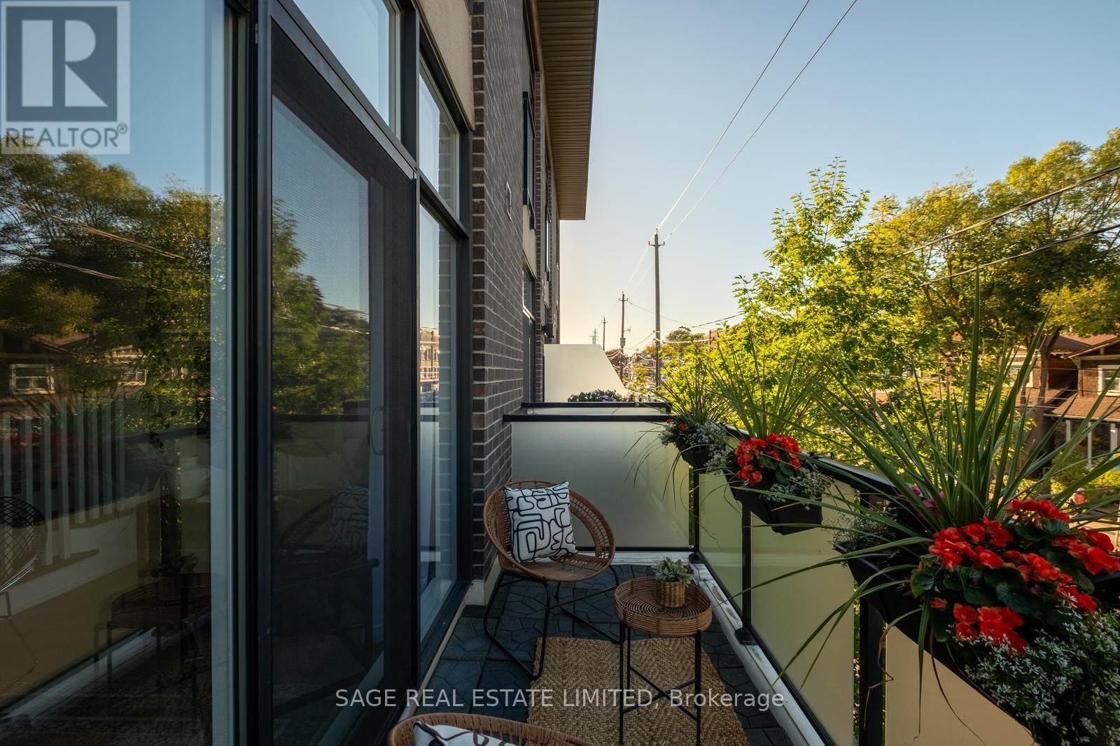 8 - 1321 Gerrard Street E, Toronto, Ontario  M4L 1Y8 - Photo 34 - E12471054