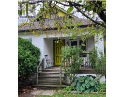 16 IDA STREET, St. Catharines, Ontario