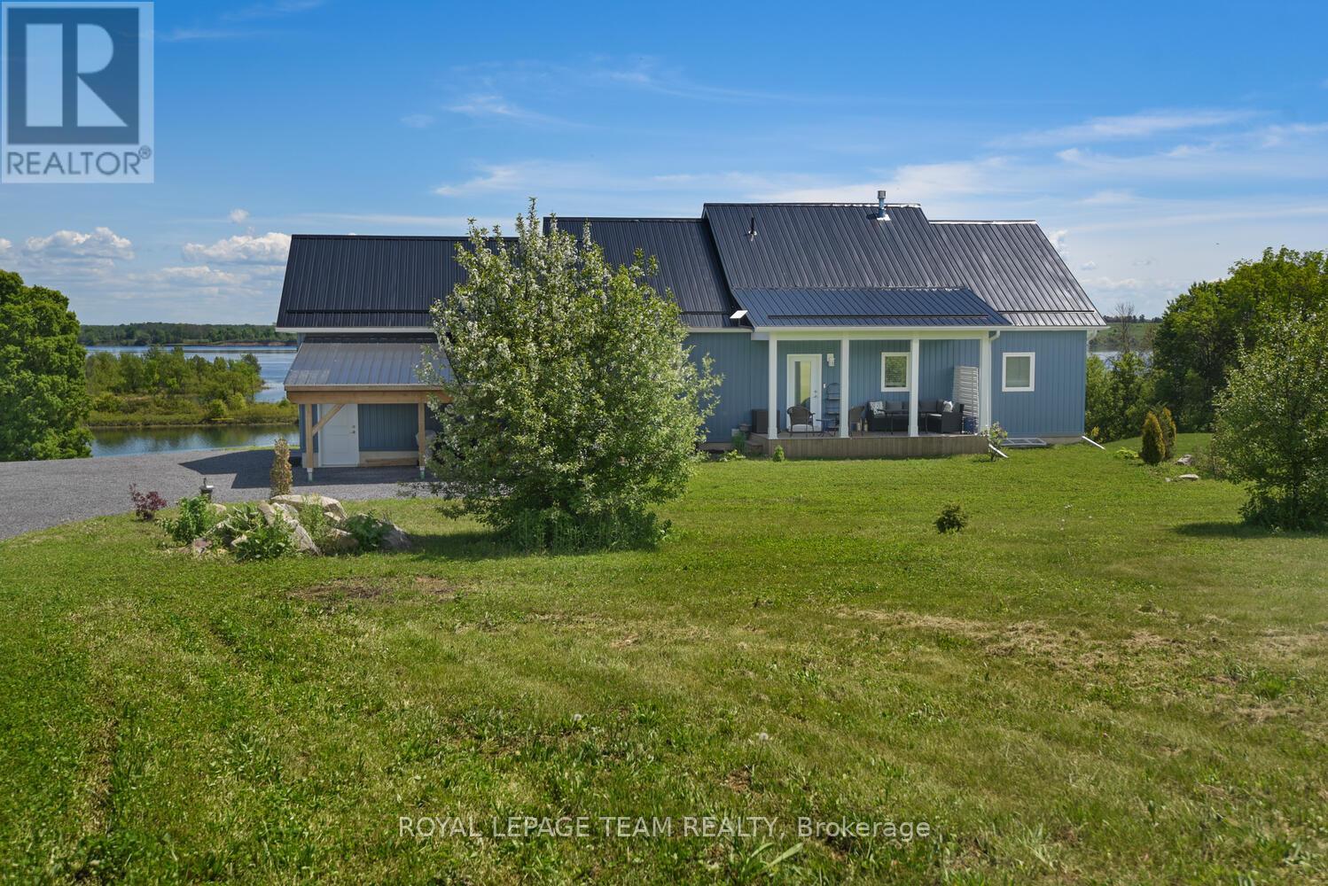 10249 County 2 Road E, South Dundas, Ontario  K0E 1K0 - Photo 39 - X12183572