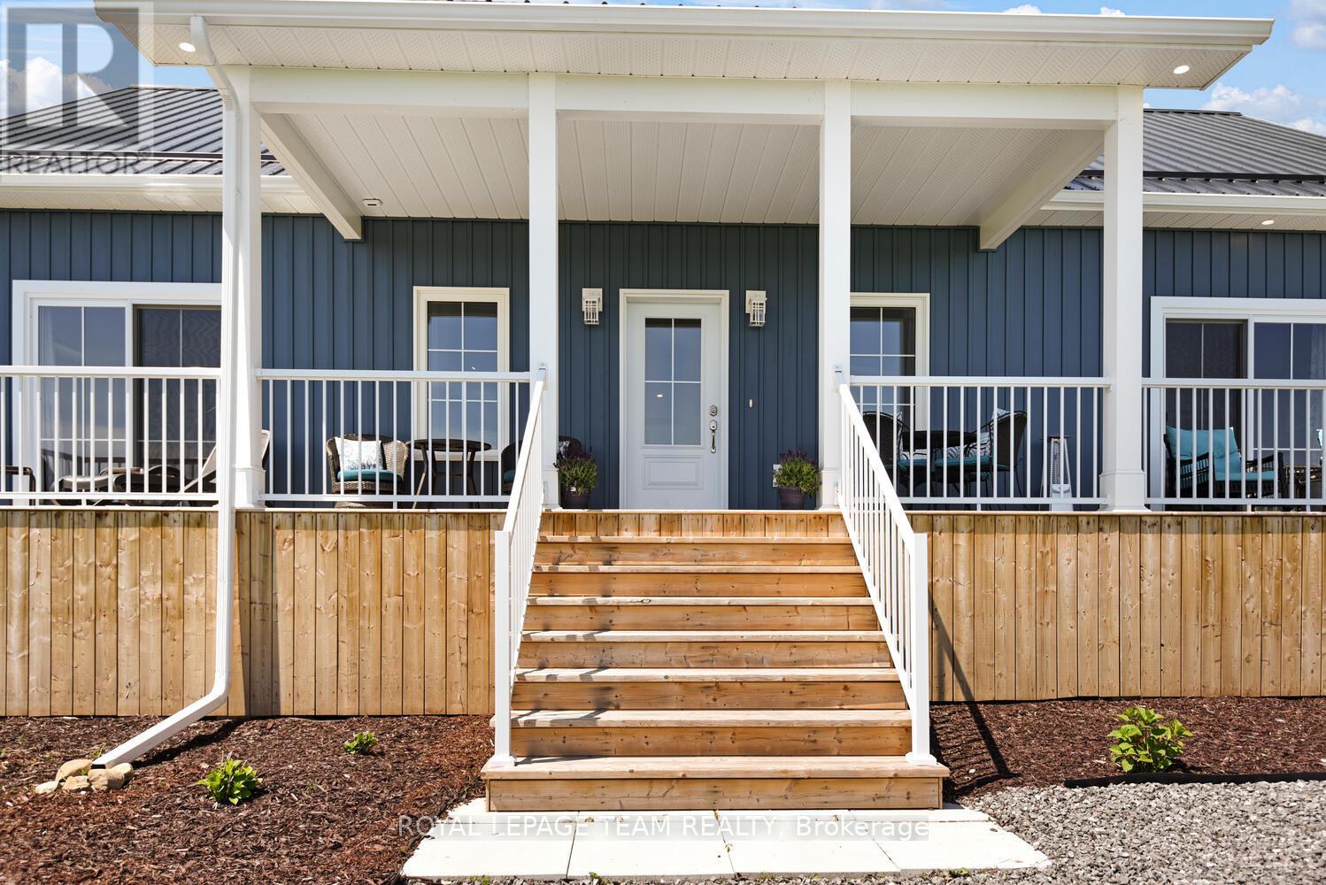 10249 County 2 Road E, South Dundas, Ontario  K0E 1K0 - Photo 7 - X12183572