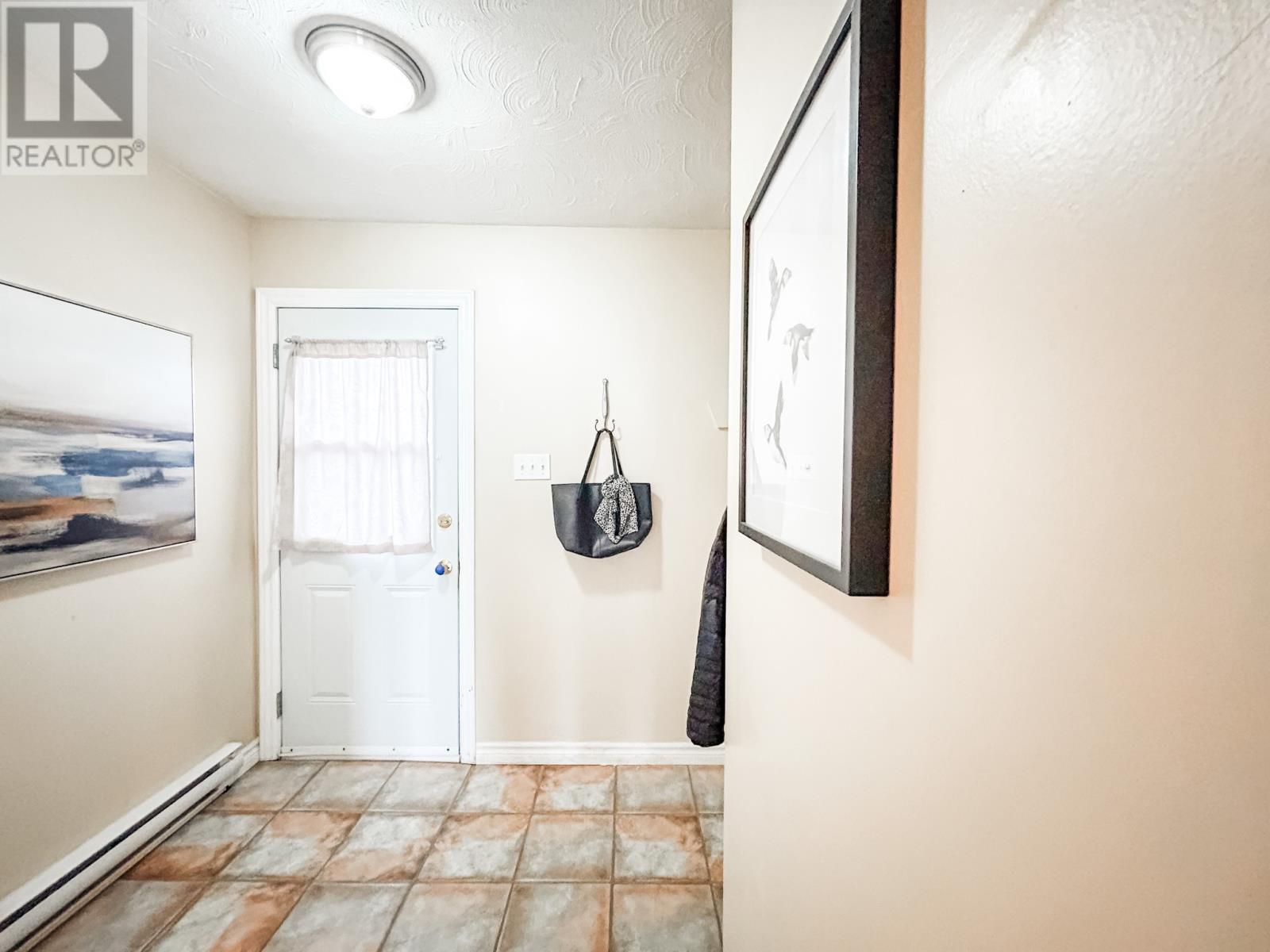 47 Farrell Drive, Mount Pearl, Newfoundland & Labrador  A1N 3E9 - Photo 2 - 1291712