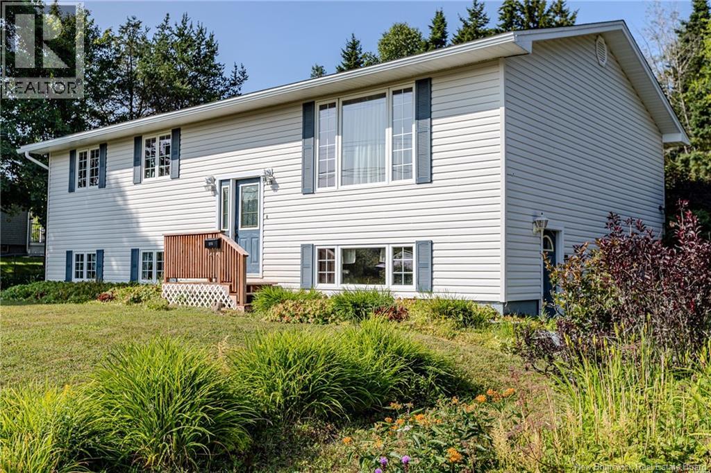 275 Lakeview Drive, Saint John, New Brunswick
