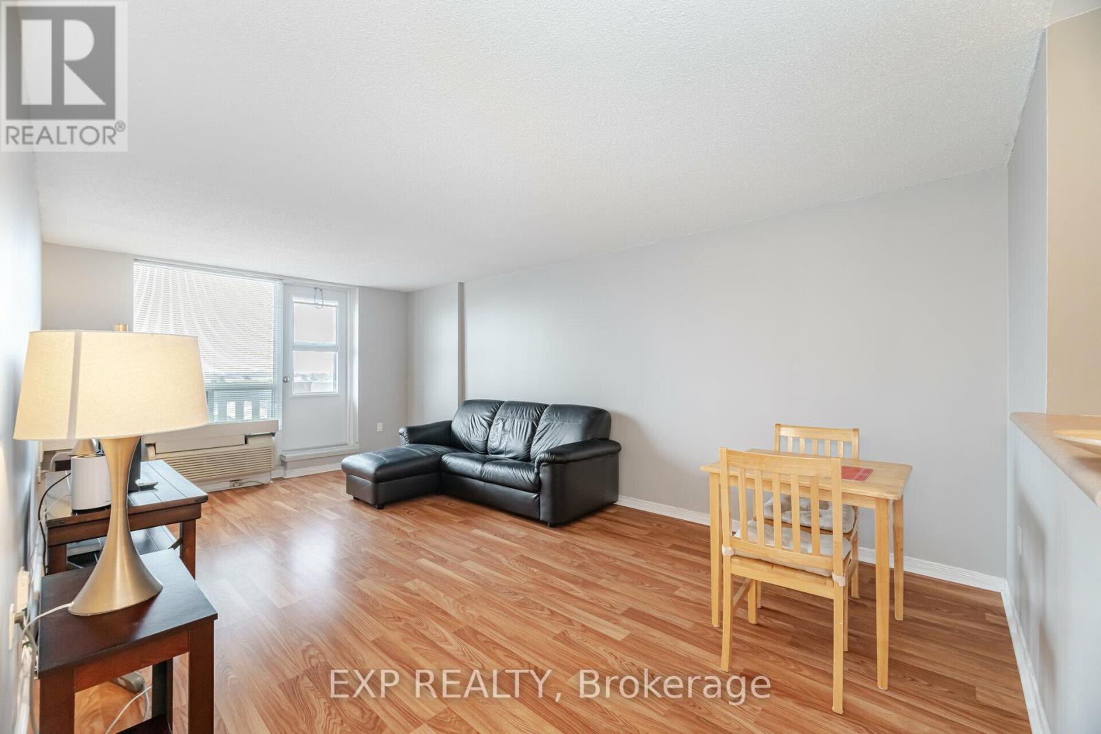512 - 6720 Glen Erin Drive, Mississauga, Ontario  L5N 3K8 - Photo 10 - W12471053
