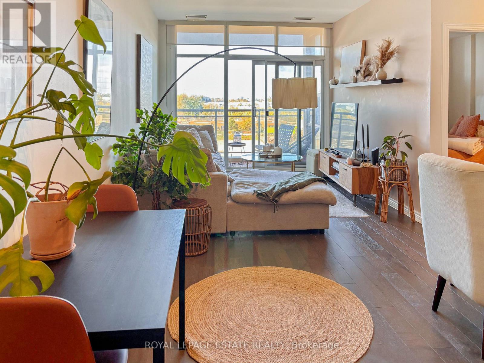 508 - 1 Leaside Park Drive, Toronto, Ontario  M4H 1R1 - Photo 2 - C12471066