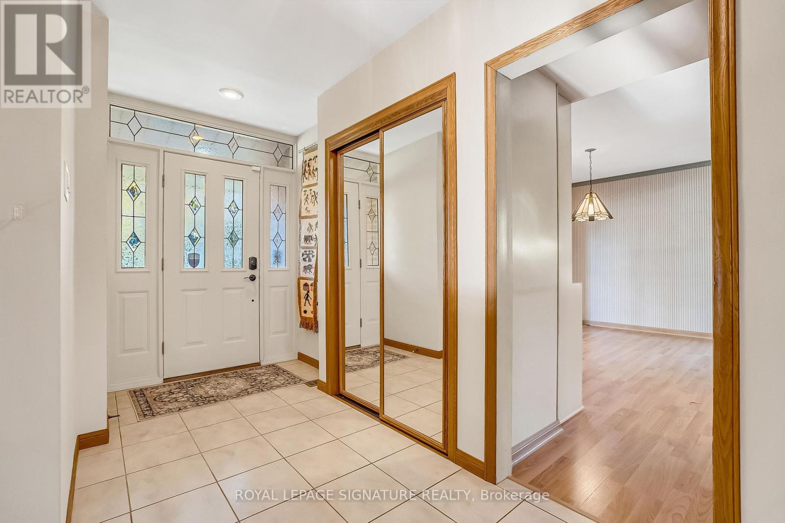 24 Hockley Place, Toronto, Ontario  M3A 2S4 - Photo 5 - C12471087