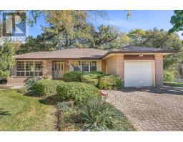 24 HOCKLEY PLACE, Toronto, Ontario