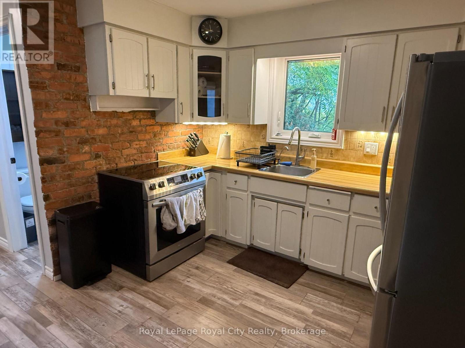Main - 125 Grove Street, Guelph, Ontario  N1E 2W8 - Photo 13 - X12471095