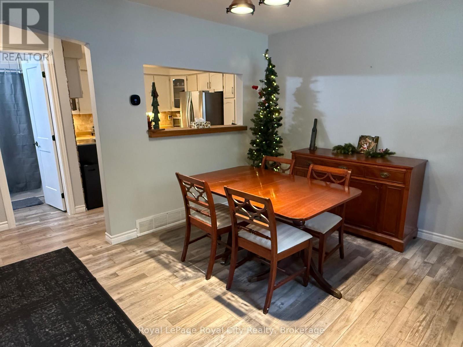 Main - 125 Grove Street, Guelph, Ontario  N1E 2W8 - Photo 4 - X12471095