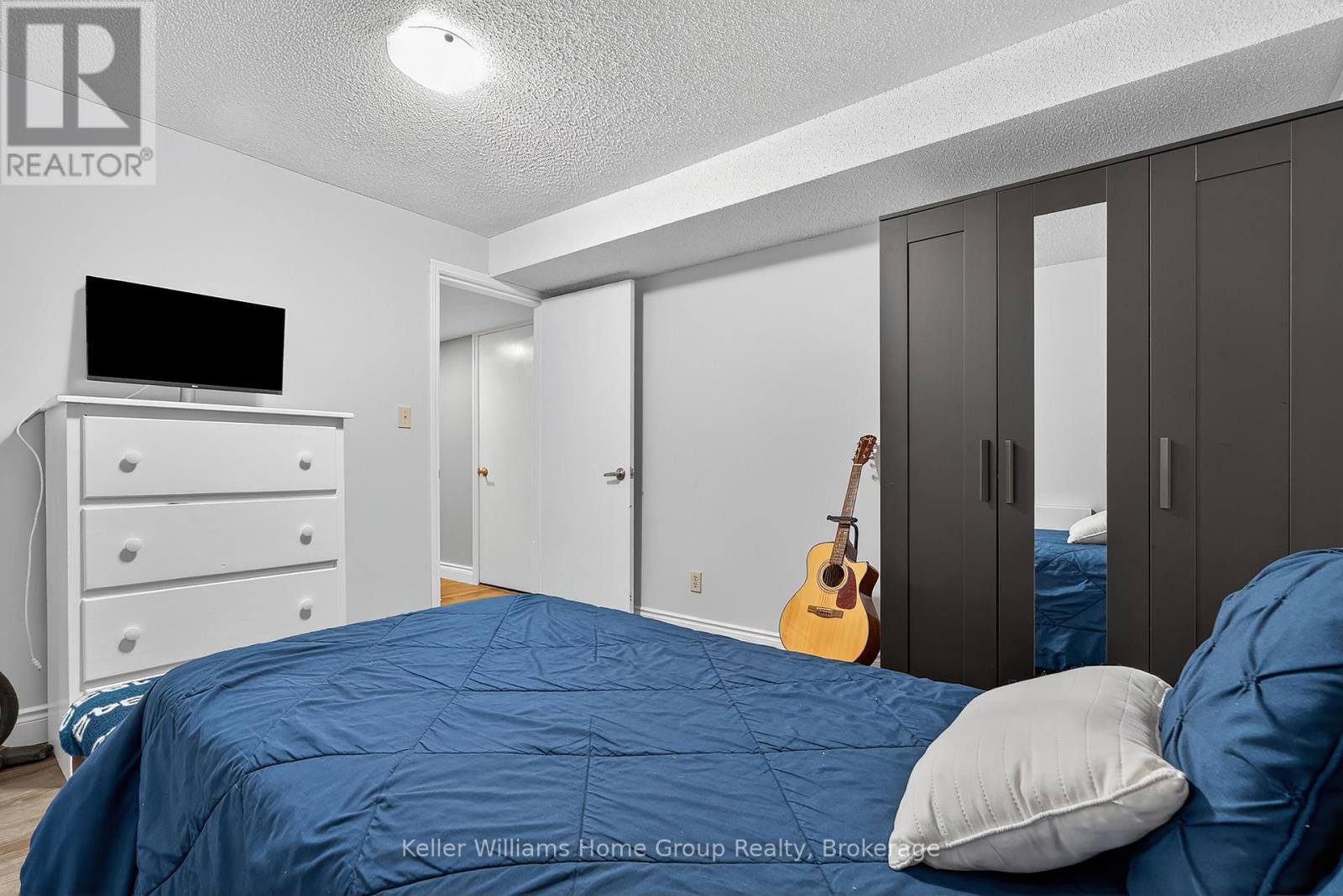 328 Burnett Avenue, Cambridge, Ontario  N1T 1G6 - Photo 24 - X12471108