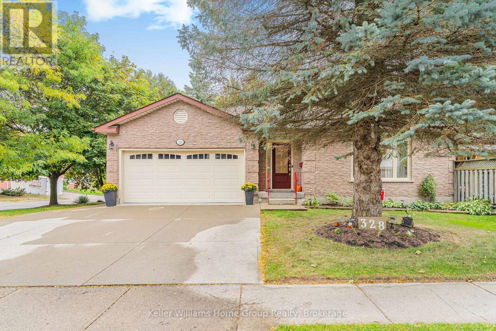 328 Burnett Avenue, Cambridge, Ontario  N1T 1G6 - Photo 5 - X12471108