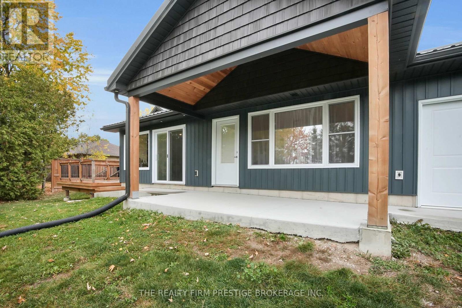 23473 Wonderland Road N, Middlesex Centre, Ontario  N0M 1P0 - Photo 7 - X12471099