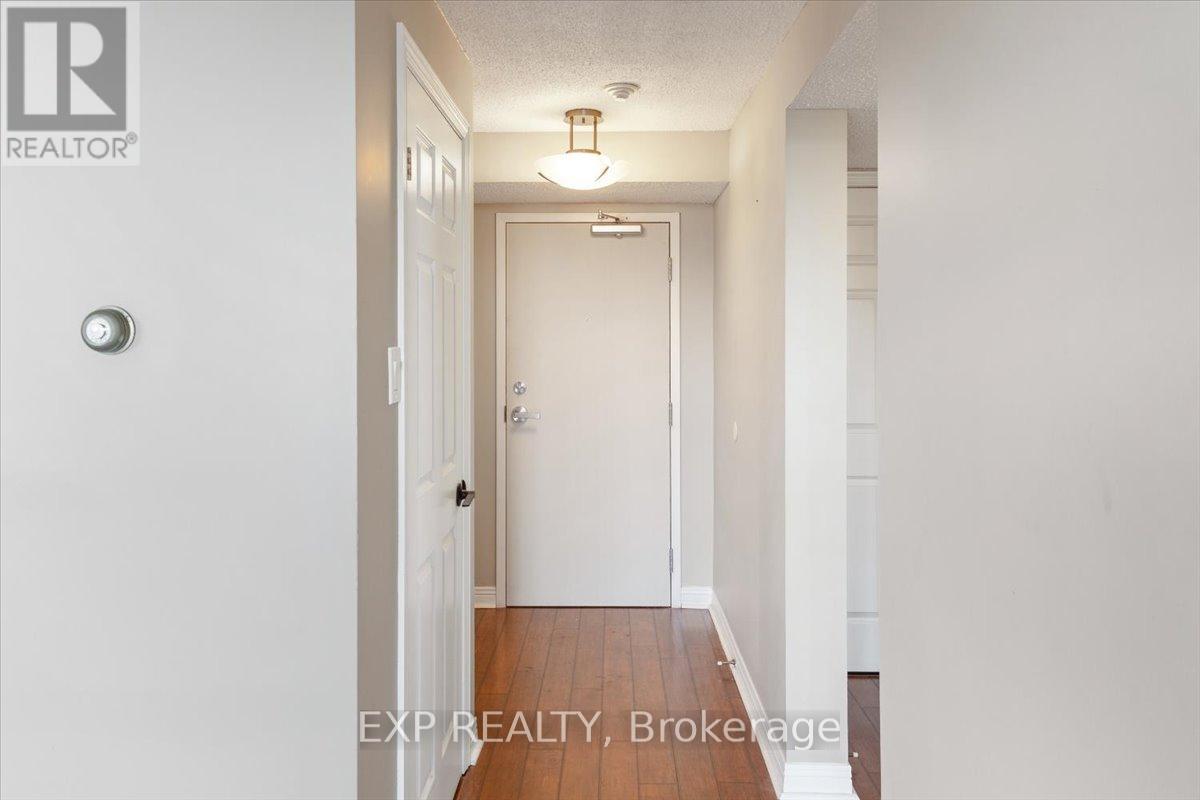704 - 600 Talbot Street, London East, Ontario  N6A 5L9 - Photo 4 - X12471102