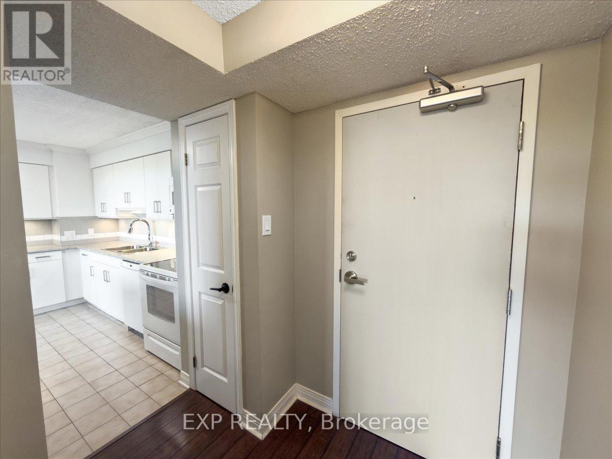 704 - 600 Talbot Street, London East, Ontario  N6A 5L9 - Photo 5 - X12471102
