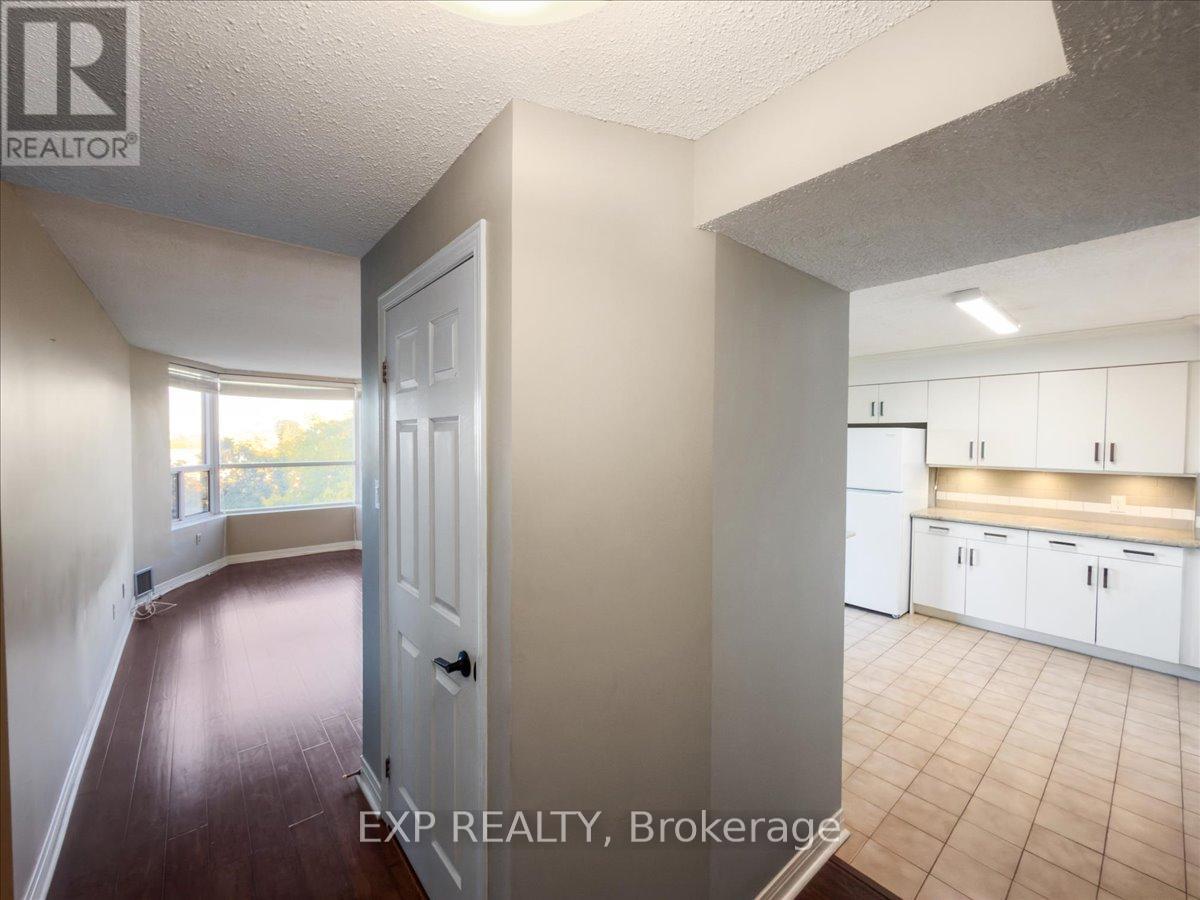 704 - 600 Talbot Street, London East, Ontario  N6A 5L9 - Photo 6 - X12471102