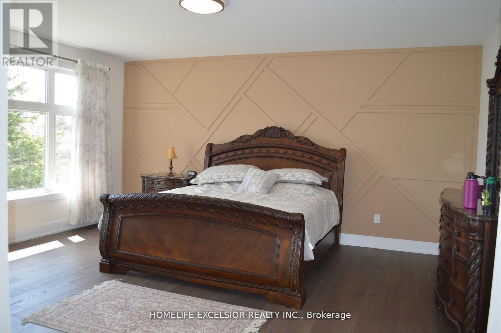 24 Limerick Street, Richmond Hill, Ontario  L4E 3W9 - Photo 25 - N12471073