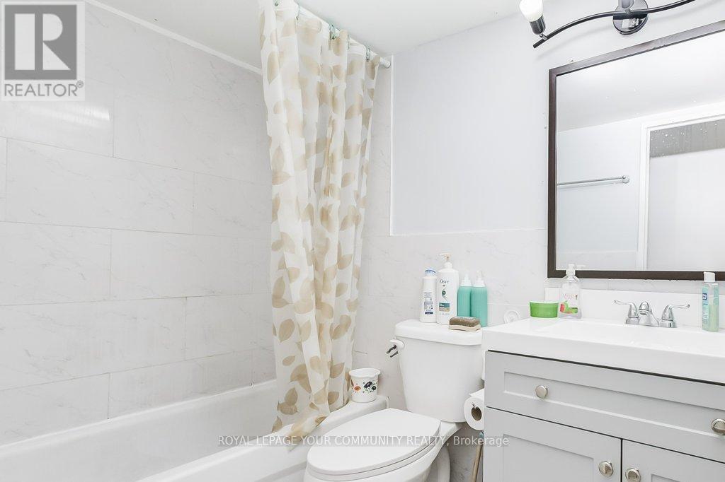 2205 - 1 Massey Square, Toronto, Ontario  M4C 5L4 - Photo 13 - E12368952