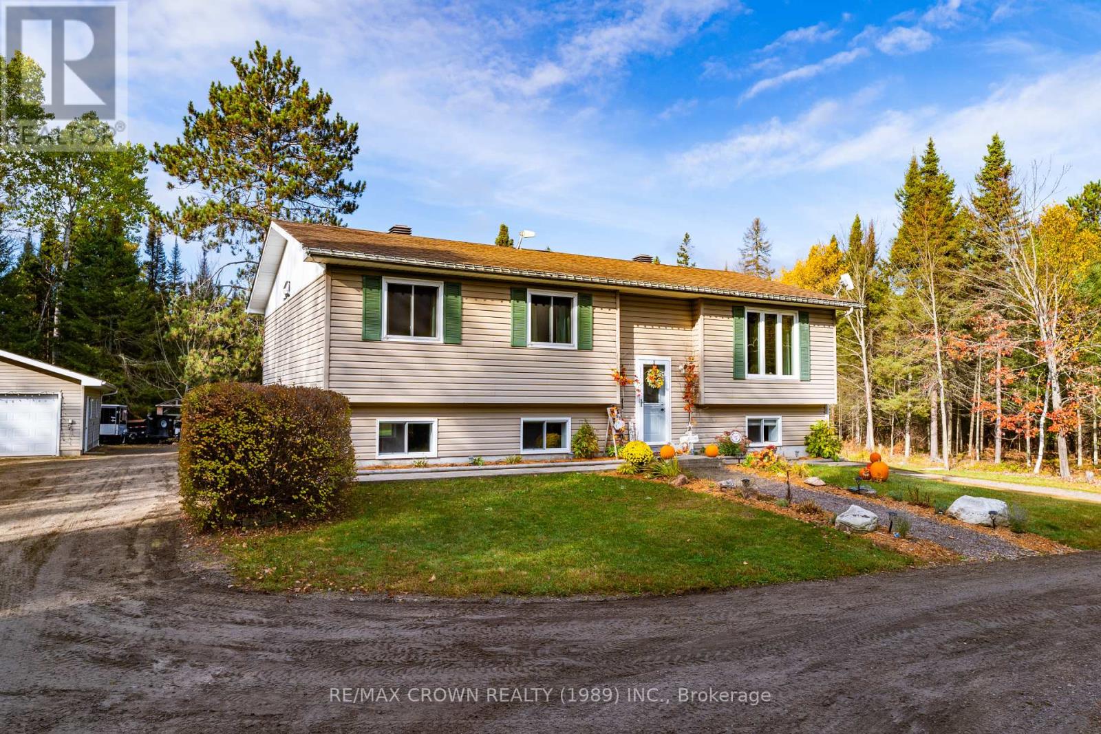 65 Byers Road, Callander, Ontario  P0H 1H0 - Photo 2 - X12471112