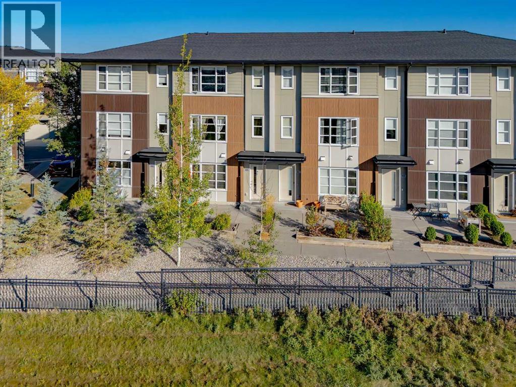 905 Evansridge Park Nw, Calgary, Alberta  T3P 0N7 - Photo 1 - A2259667