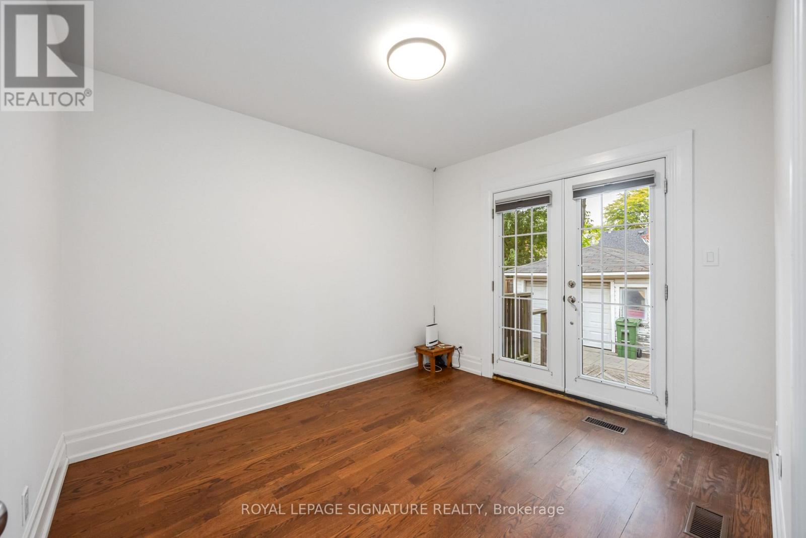 49 Westhead Road, Toronto (Alderwood), Ontario  M8W 4S2 - Photo 18 - W12471067