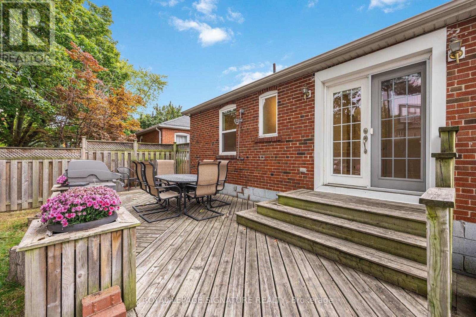 49 Westhead Road, Toronto (Alderwood), Ontario  M8W 4S2 - Photo 30 - W12471067