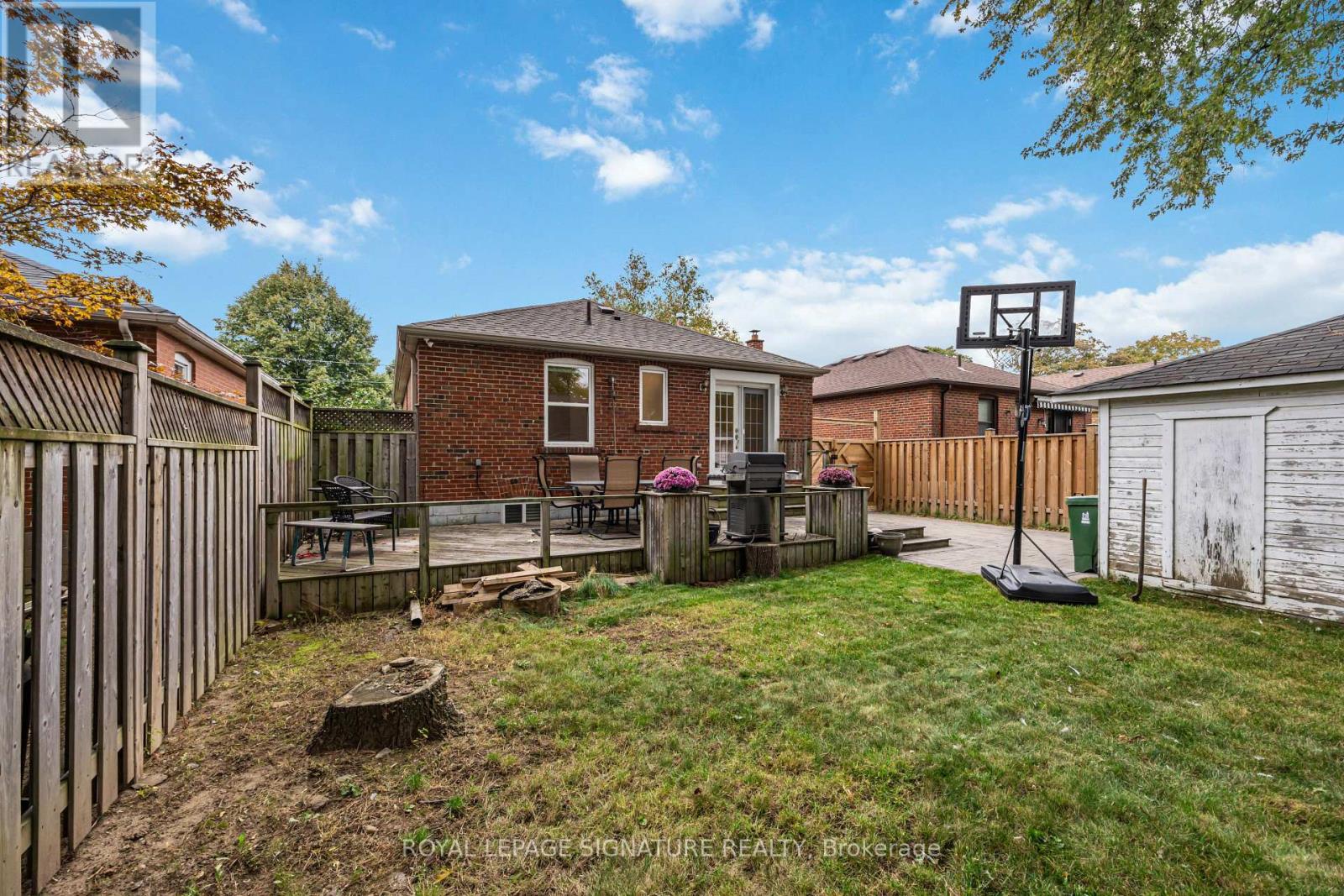 49 Westhead Road, Toronto (Alderwood), Ontario  M8W 4S2 - Photo 32 - W12471067