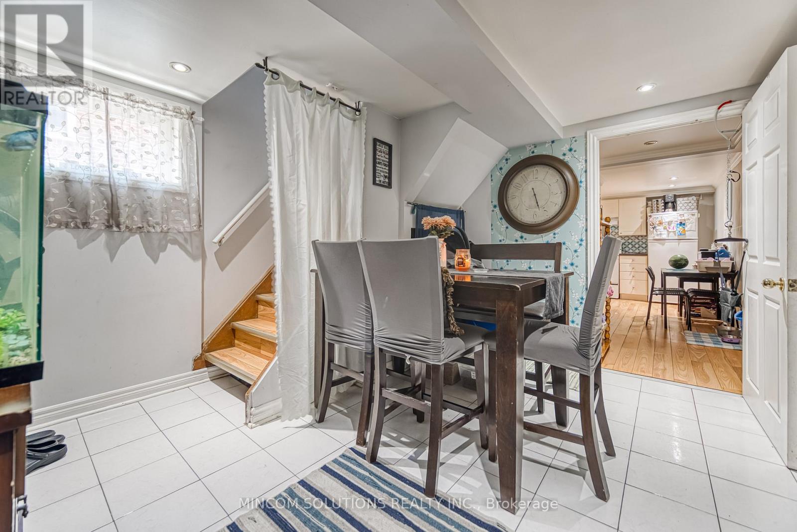 170 North Carson Street, Toronto (Alderwood), Ontario  M8W 4C9 - Photo 9 - W12471084