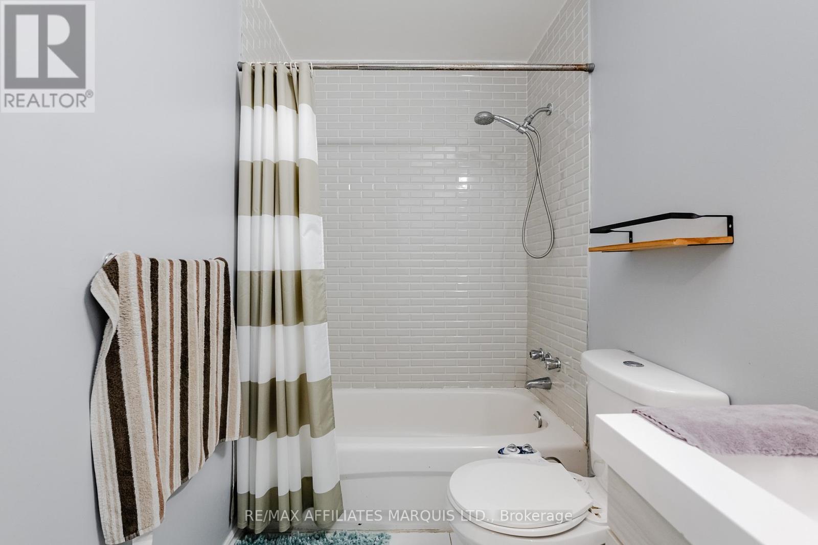 67 Kingslea Crescent, Cornwall, Ontario  K6H 6J2 - Photo 16 - X12471133