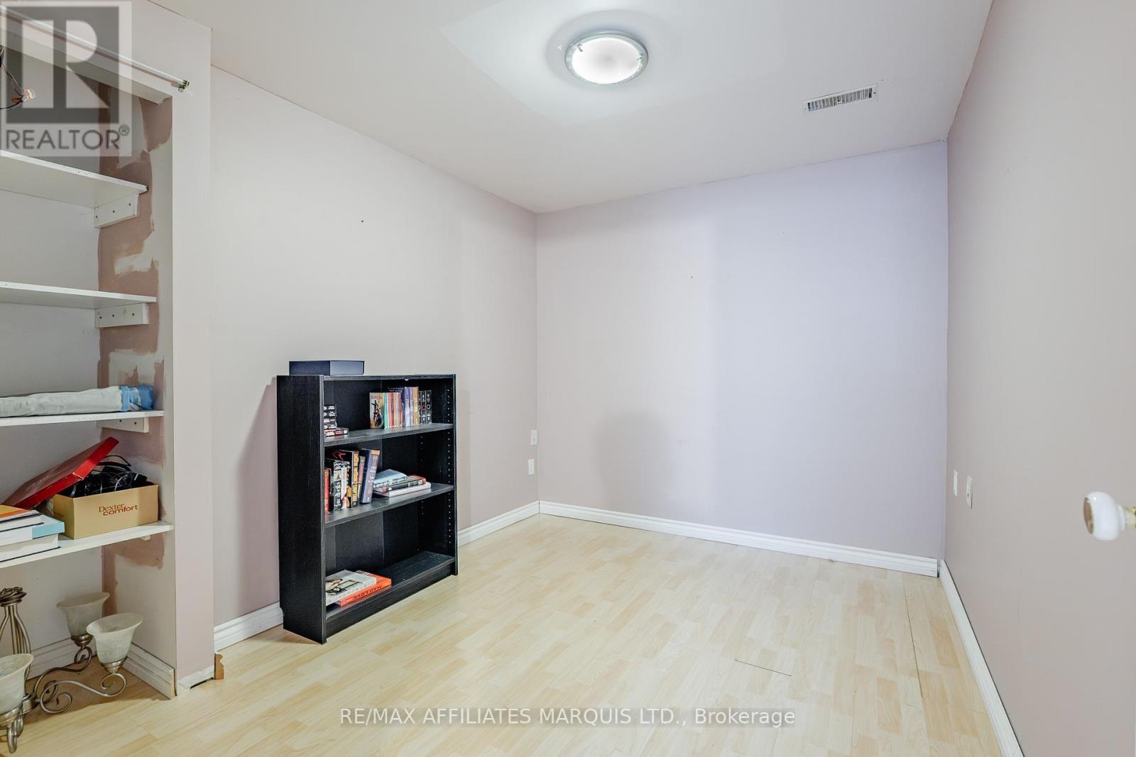 67 Kingslea Crescent, Cornwall, Ontario  K6H 6J2 - Photo 33 - X12471133