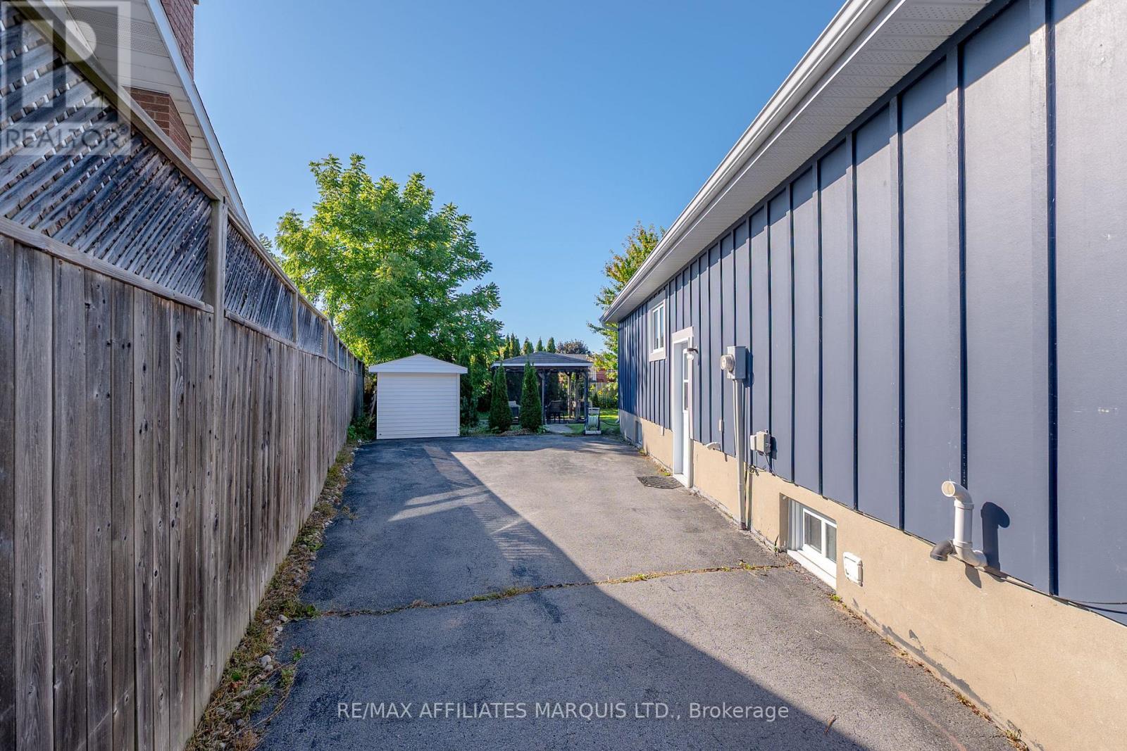 67 Kingslea Crescent, Cornwall, Ontario  K6H 6J2 - Photo 34 - X12471133