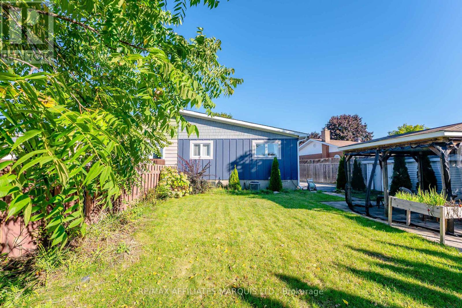 67 Kingslea Crescent, Cornwall, Ontario  K6H 6J2 - Photo 41 - X12471133