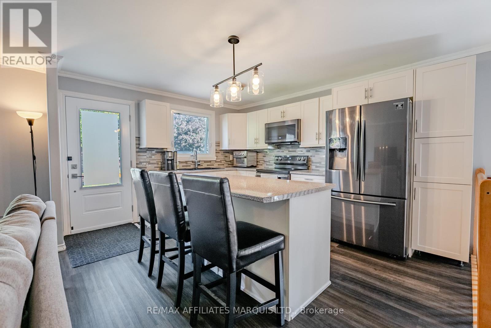 67 Kingslea Crescent, Cornwall, Ontario  K6H 6J2 - Photo 9 - X12471133