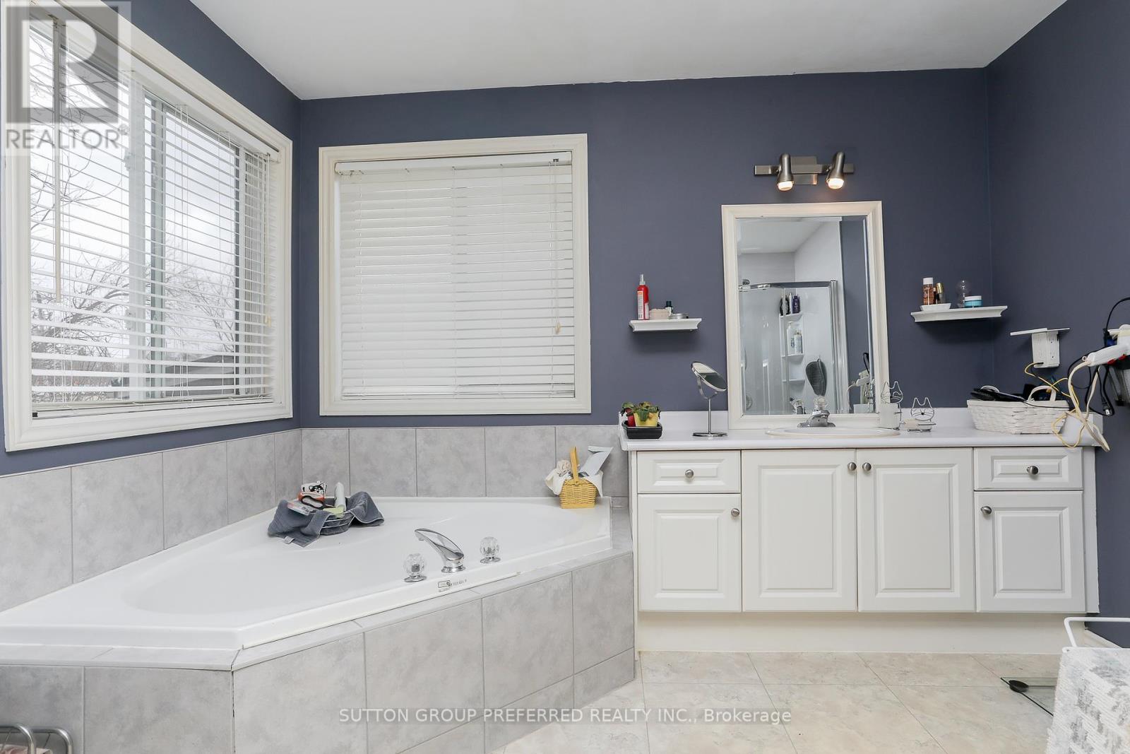 6657 Beattie Street, London South, Ontario  N6P 1T8 - Photo 20 - X12283130