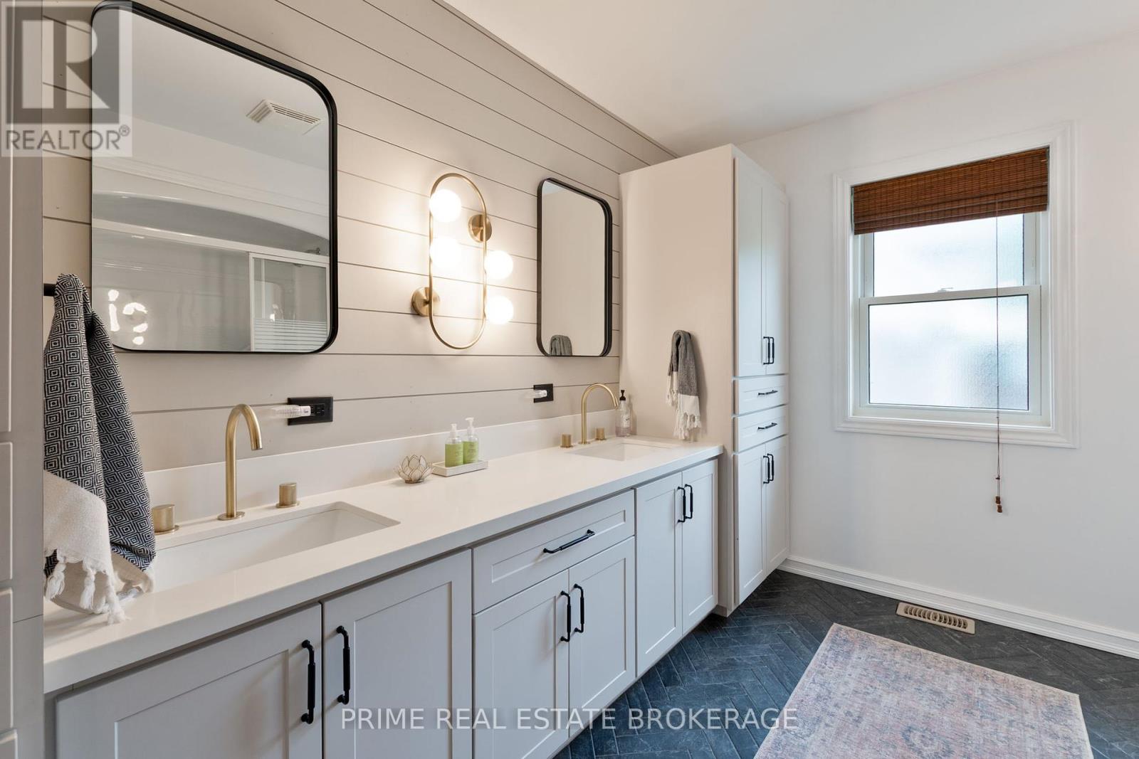 8865 Iona Road, Dutton/dunwich, Ontario  N0L 1P0 - Photo 22 - X12459999