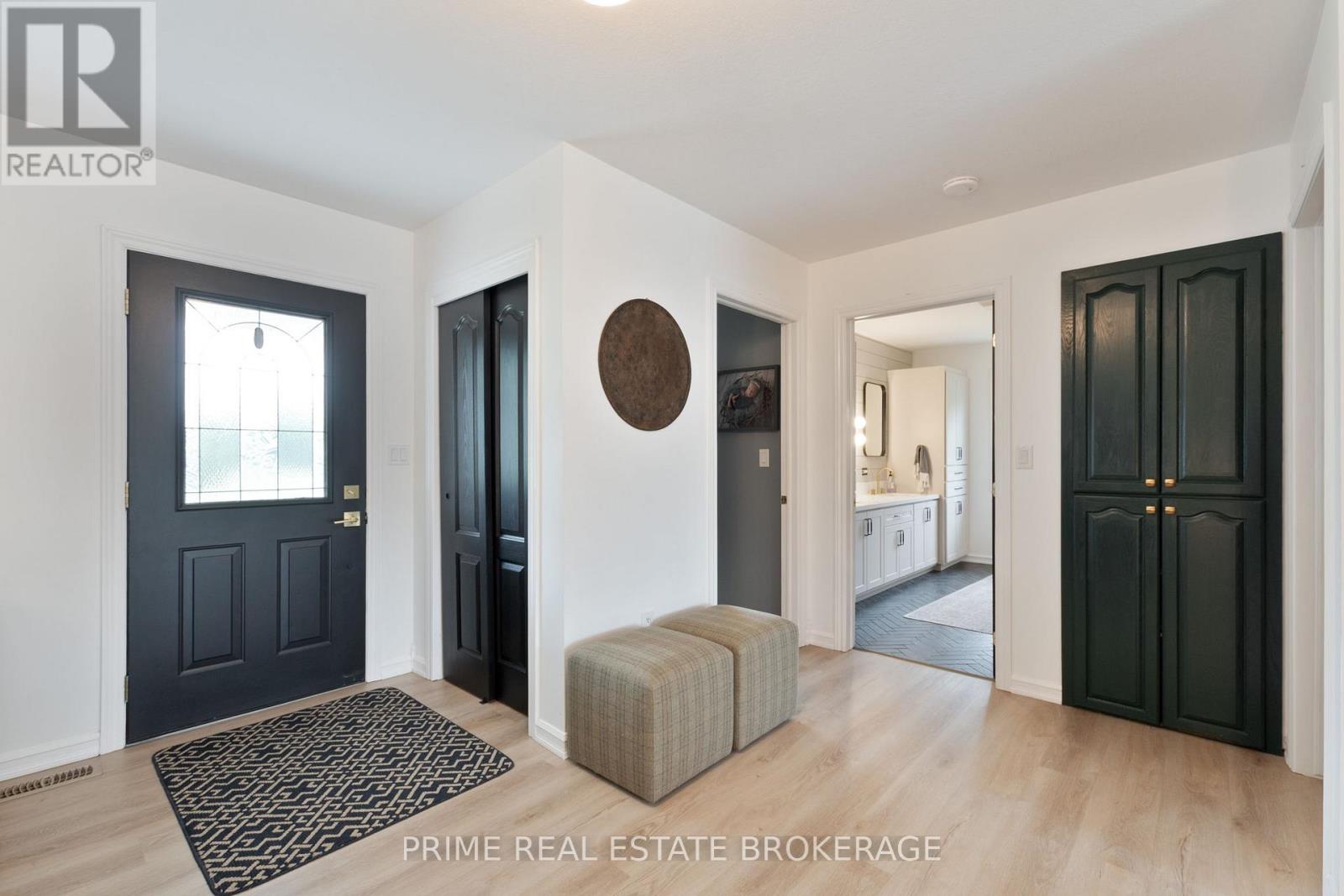 8865 Iona Road, Dutton/dunwich, Ontario  N0L 1P0 - Photo 6 - X12459999