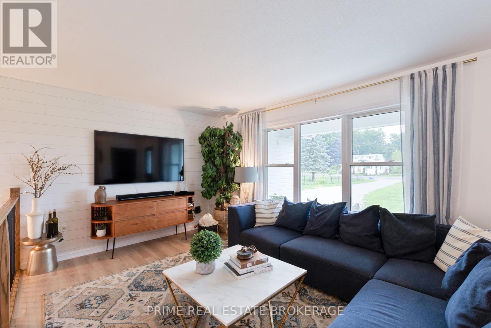 8865 Iona Road, Dutton/dunwich, Ontario  N0L 1P0 - Photo 7 - X12459999