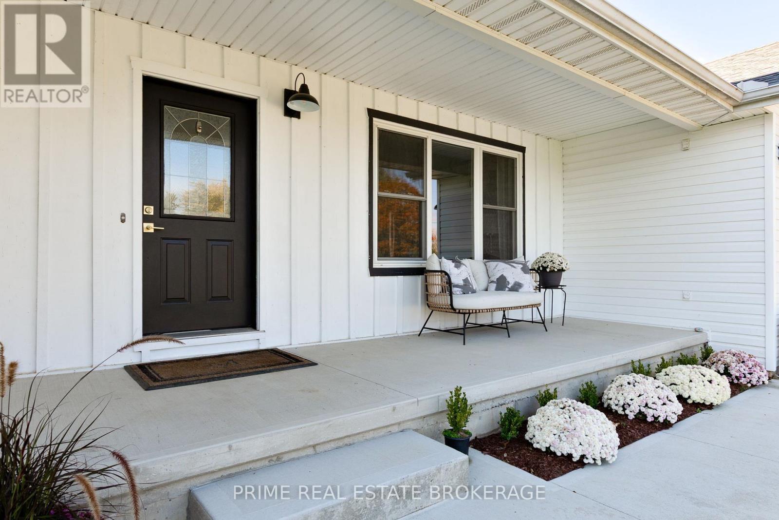 8865 Iona Road, Dutton/dunwich, Ontario  N0L 1P0 - Photo 4 - X12459999