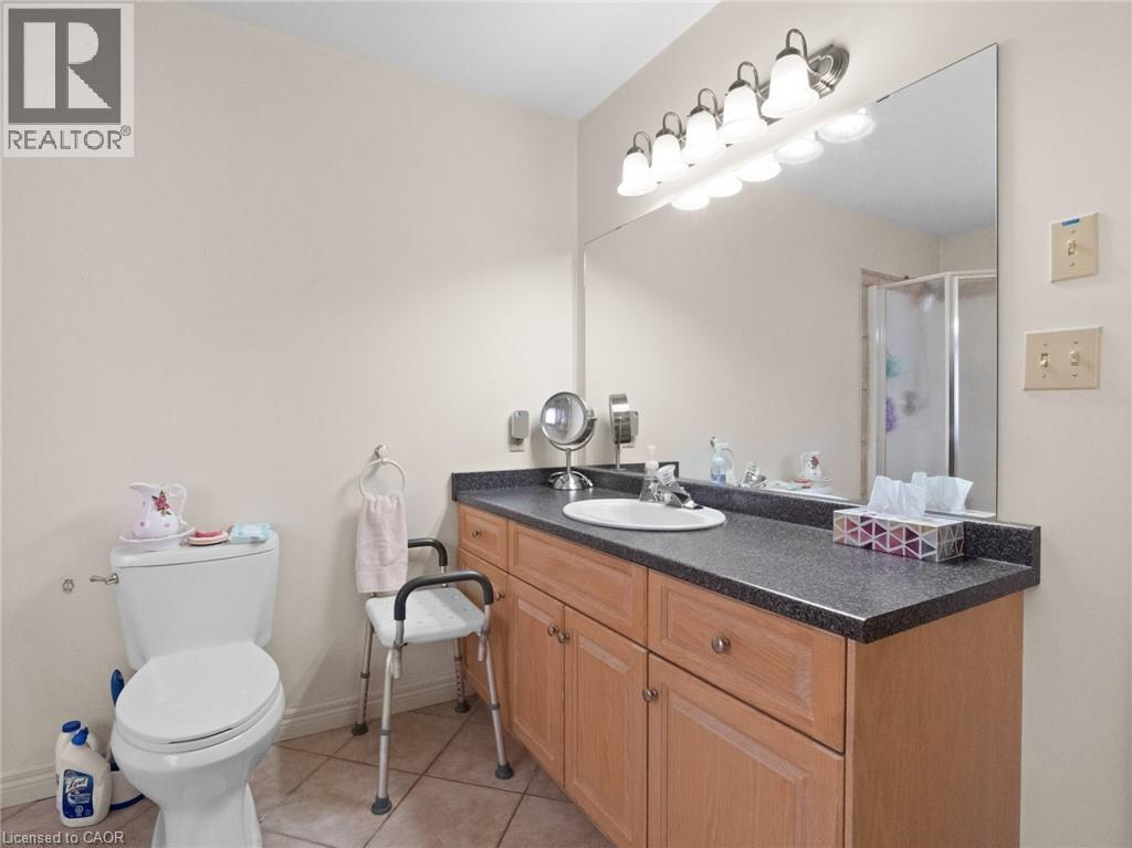 7721 Parkview Crescent, Niagara Falls, Ontario  L2H 2X4 - Photo 16 - 40780479