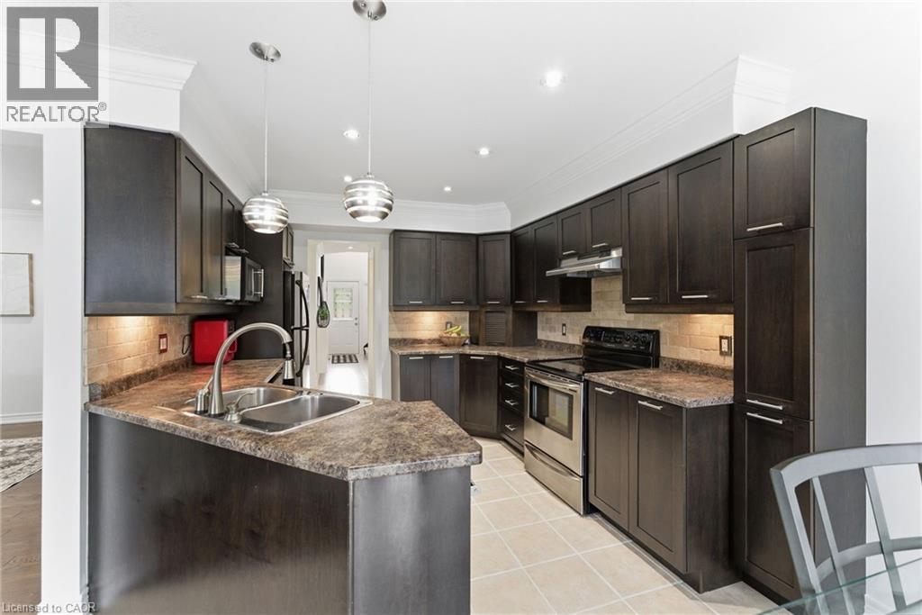 198 Springvalley Crescent, Hamilton, Ontario  L9C 0B4 - Photo 11 - 40780397