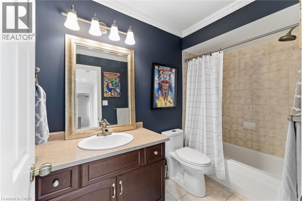 198 Springvalley Crescent, Hamilton, Ontario  L9C 0B4 - Photo 26 - 40780397