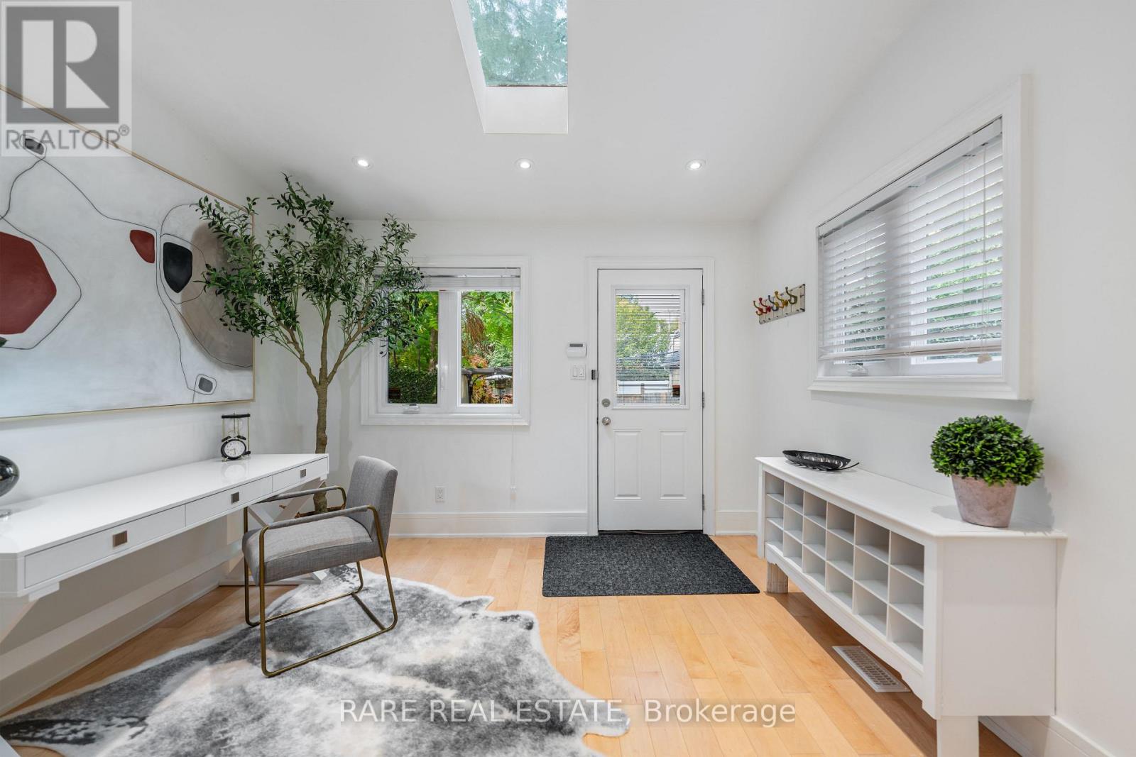 322 Logan Avenue, Toronto, Ontario  M4M 2N7 - Photo 14 - E12471119