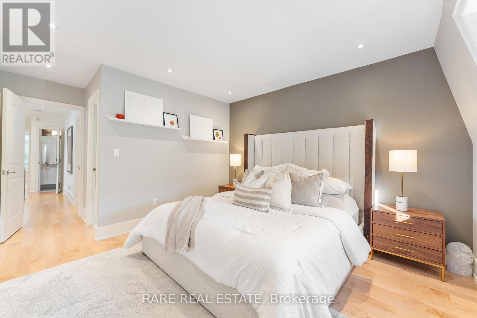 322 Logan Avenue, Toronto, Ontario  M4M 2N7 - Photo 17 - E12471119