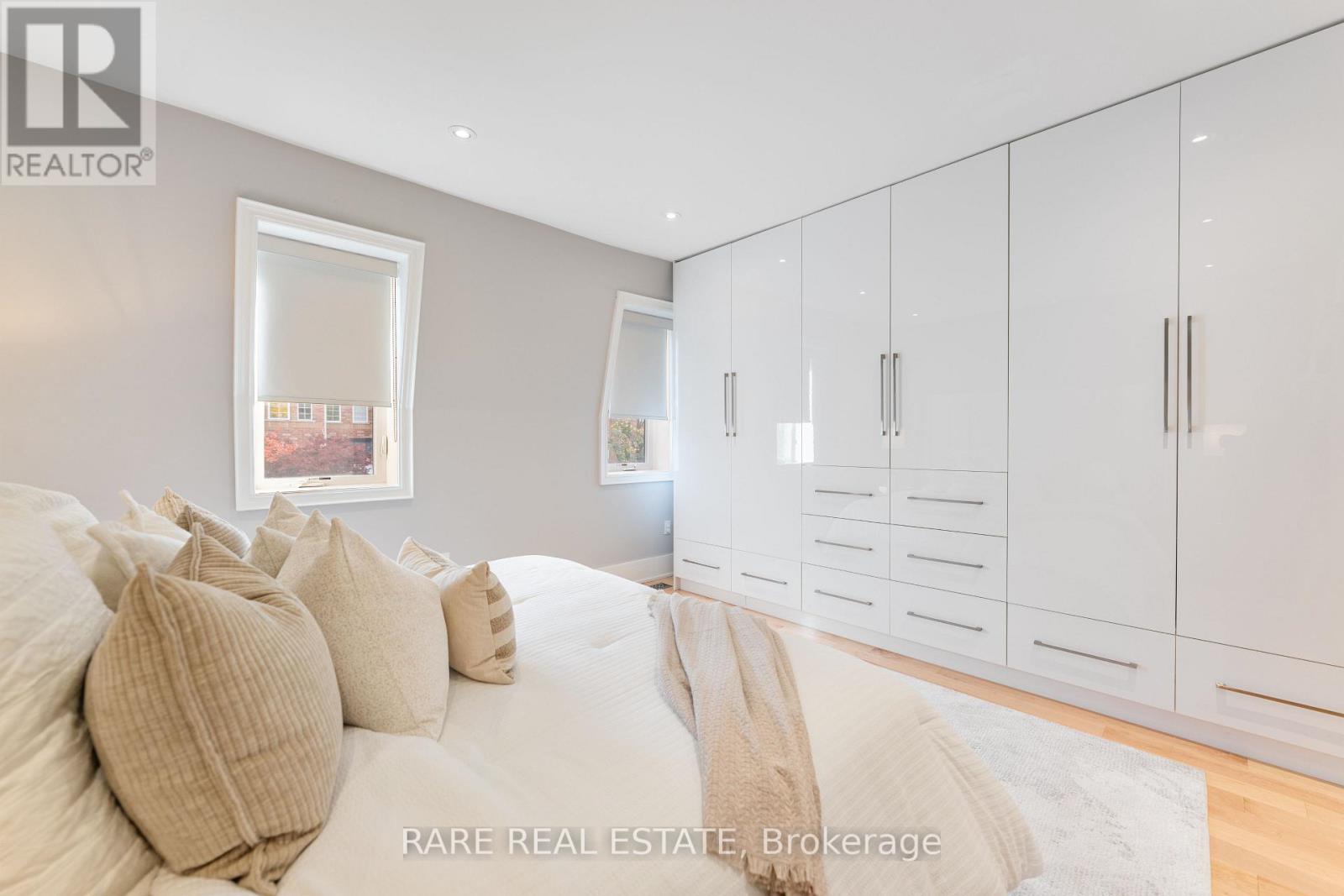 322 Logan Avenue, Toronto, Ontario  M4M 2N7 - Photo 18 - E12471119