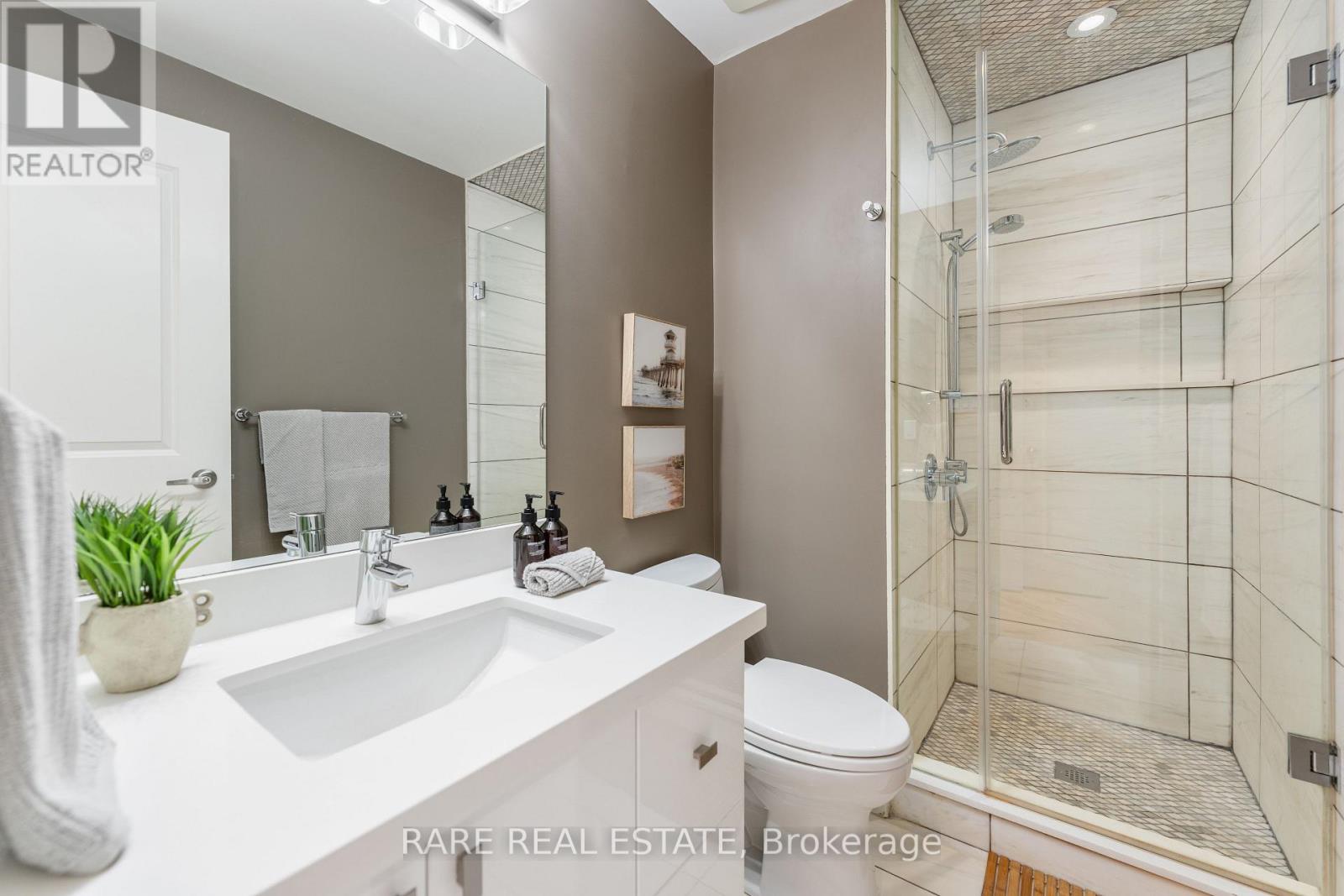 322 Logan Avenue, Toronto, Ontario  M4M 2N7 - Photo 20 - E12471119