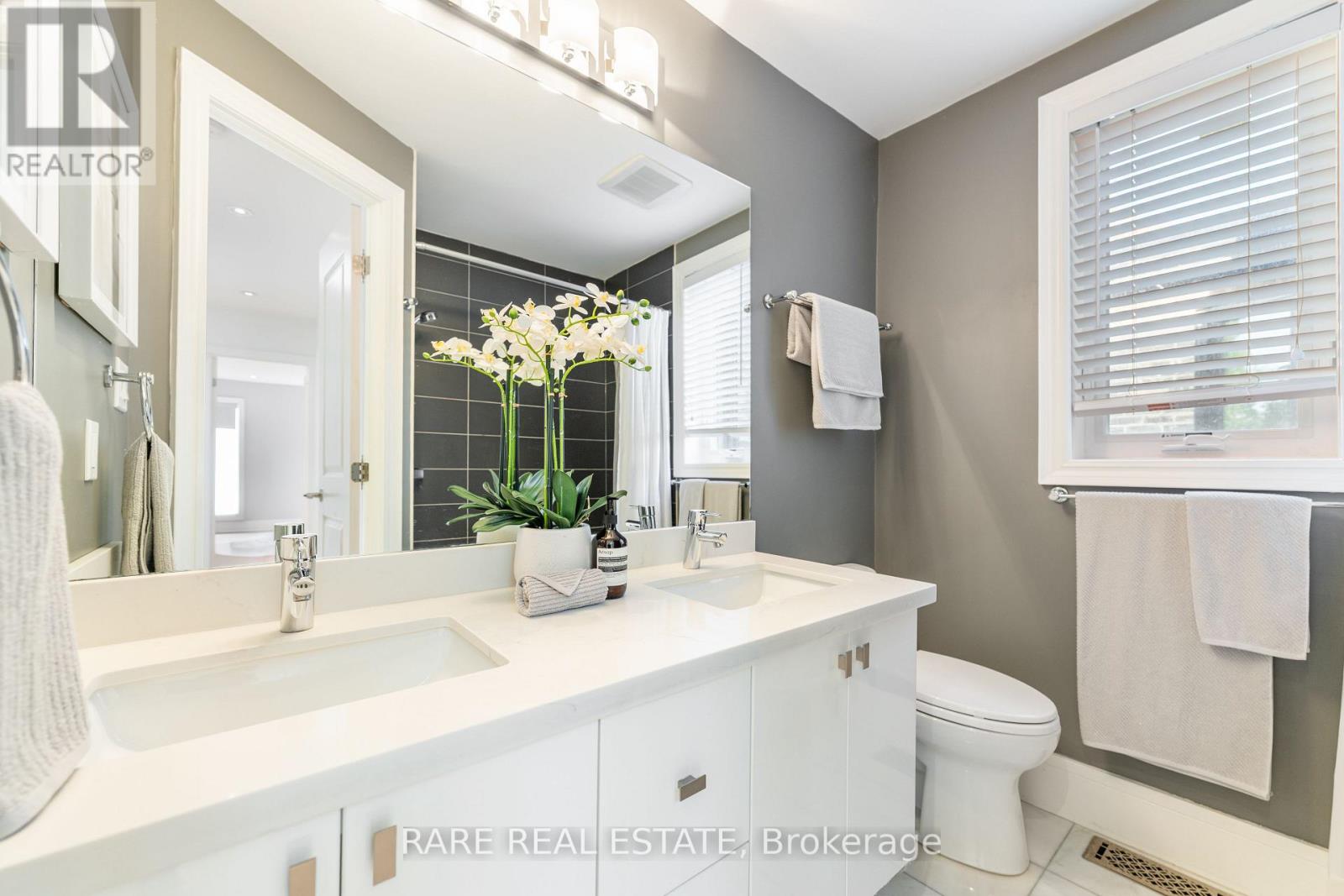 322 Logan Avenue, Toronto, Ontario  M4M 2N7 - Photo 22 - E12471119