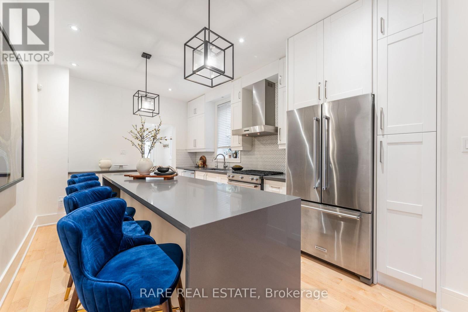 322 Logan Avenue, Toronto, Ontario  M4M 2N7 - Photo 9 - E12471119